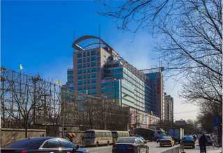 武汉玻璃钢雕塑花盆摆件